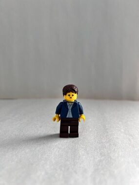 LEGO Icons Queasy Man Minifigure